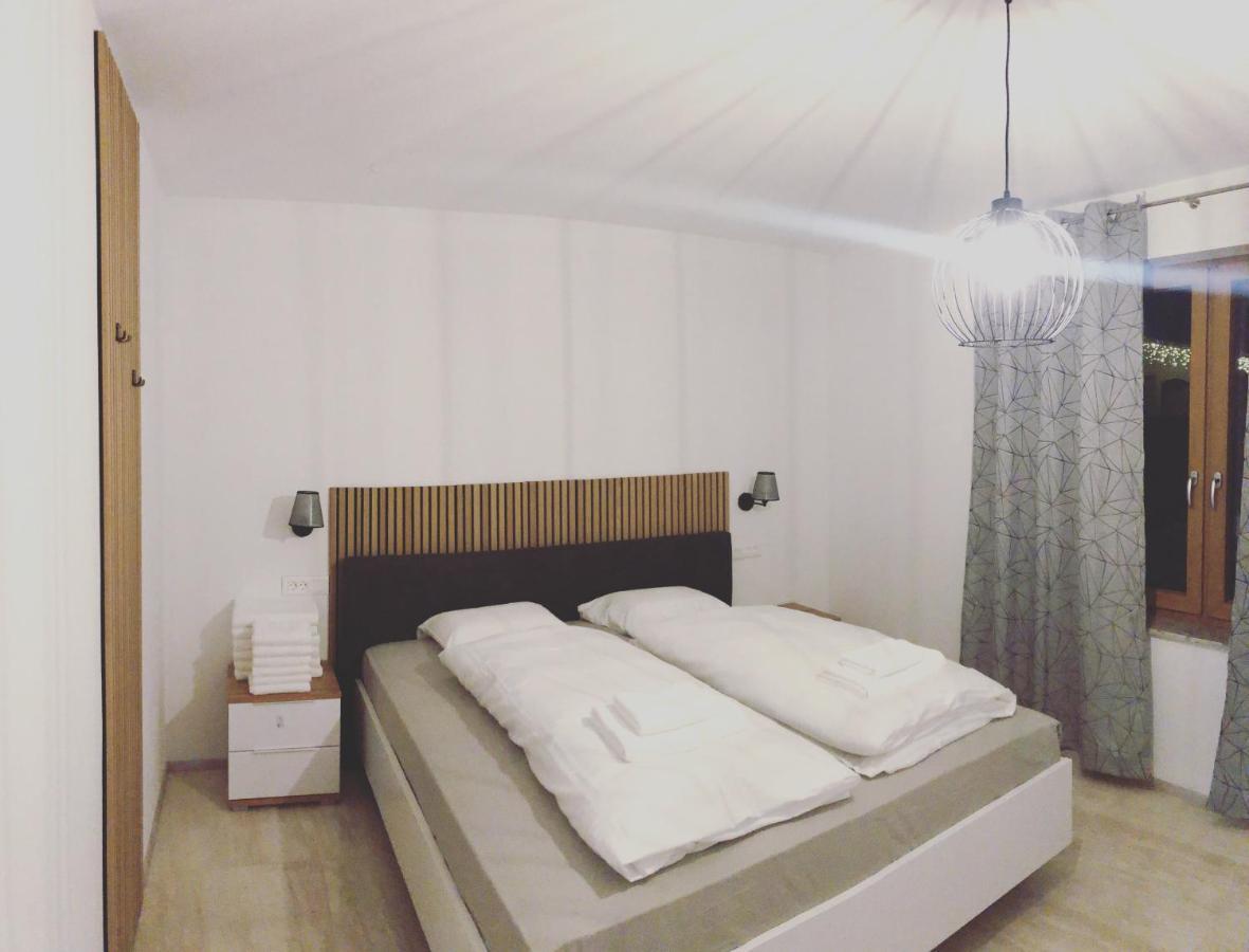 Alps Apartments كْرانْيِسكا غورا المظهر الخارجي الصورة