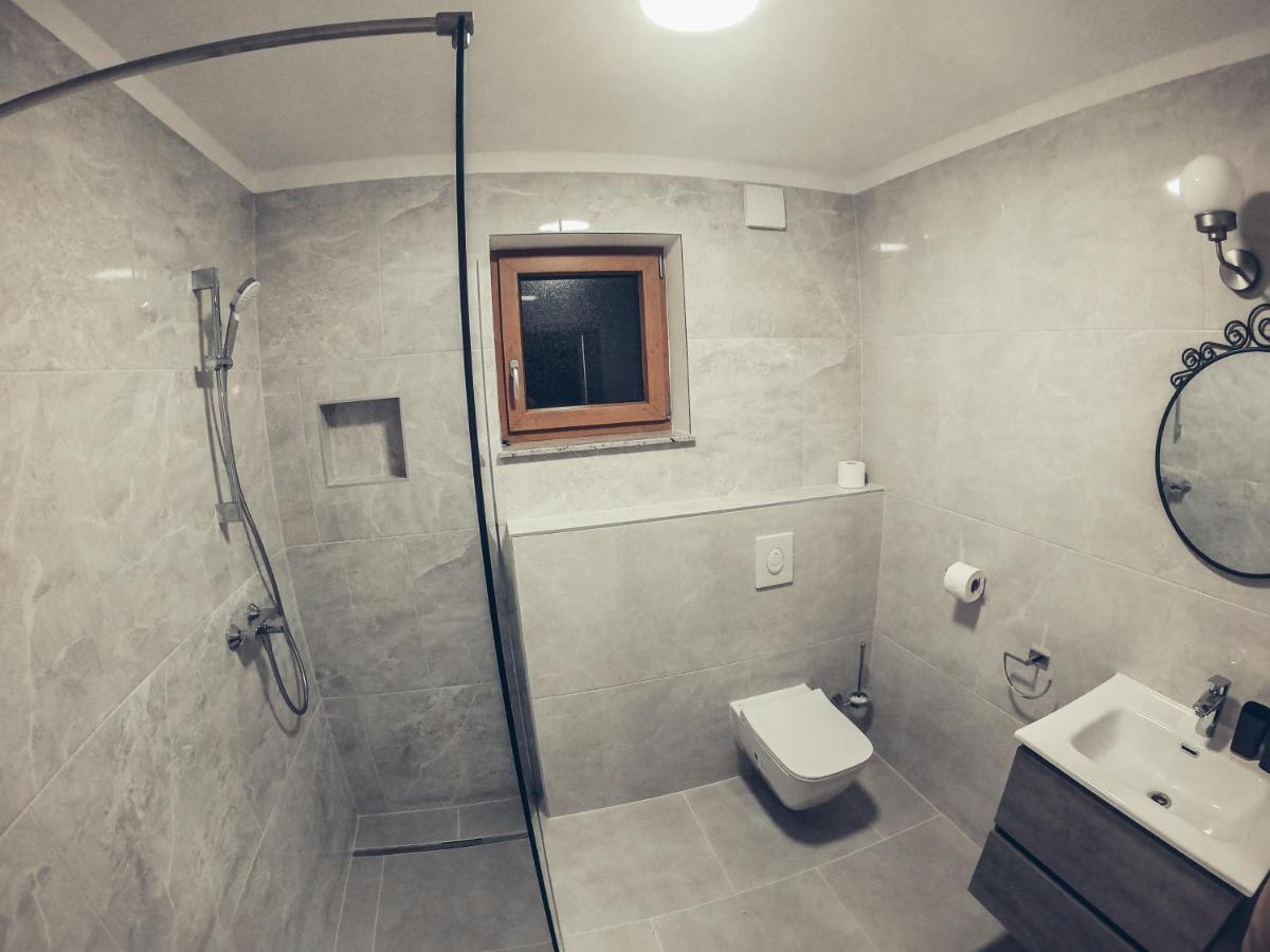 Alps Apartments كْرانْيِسكا غورا المظهر الخارجي الصورة