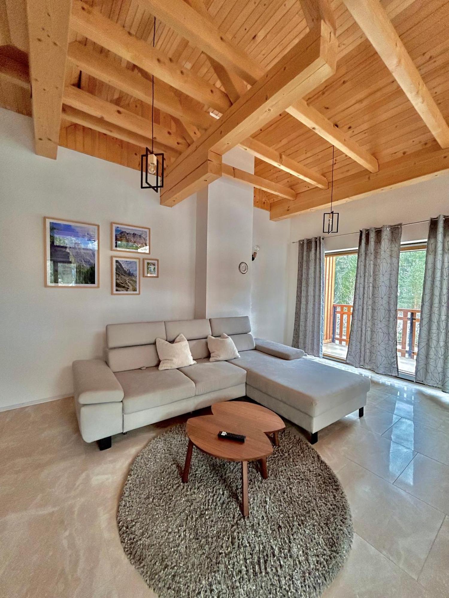 Alps Apartments كْرانْيِسكا غورا المظهر الخارجي الصورة